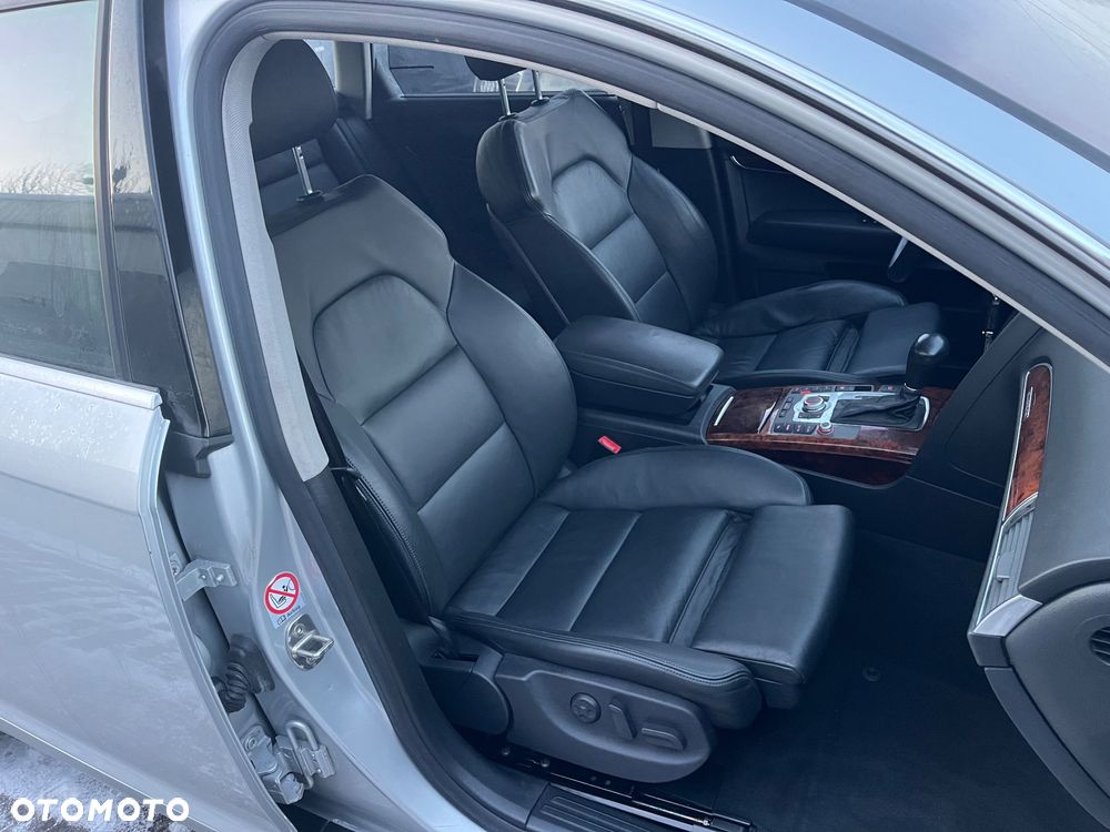 Audi A6 Avant 3.2 FSI Quattro Tiptronic - 12