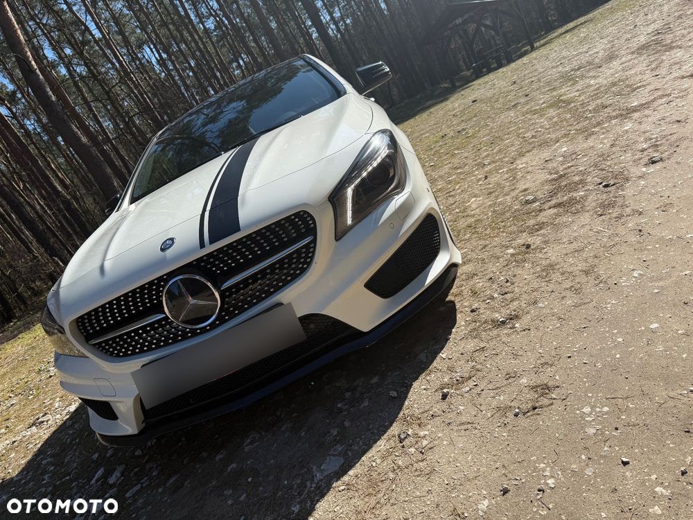 Mercedes-Benz CLA 250 4-Matic - 5