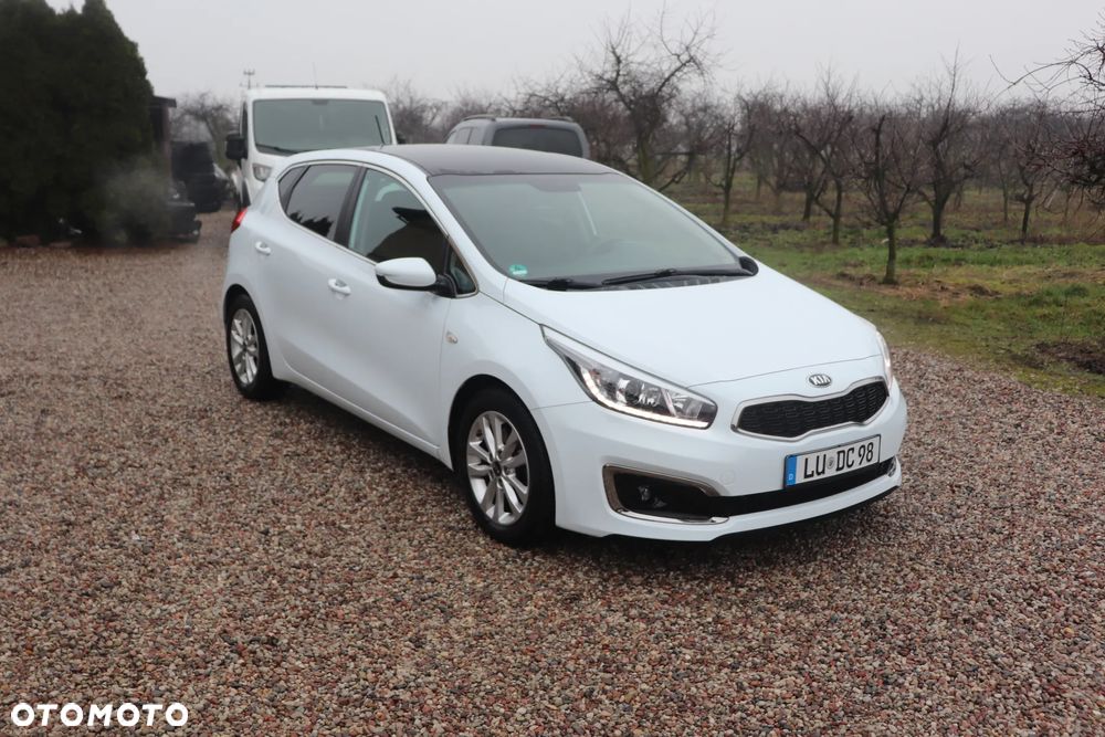 Kia Ceed 1.6 GDI Spirit - 11