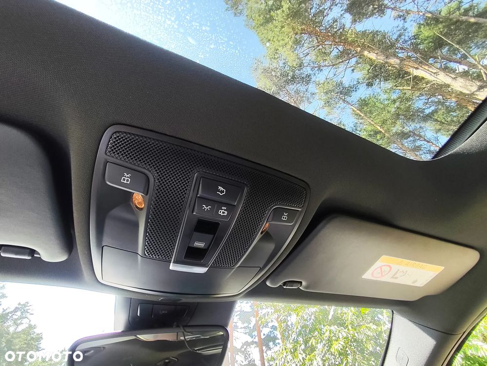Mercedes-Benz GLA 200 7G-DCT UrbanStyle Edition - 18