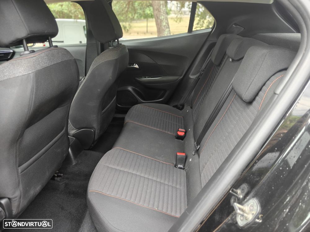 Peugeot 2008 1.2 PureTech Active Pack - 15
