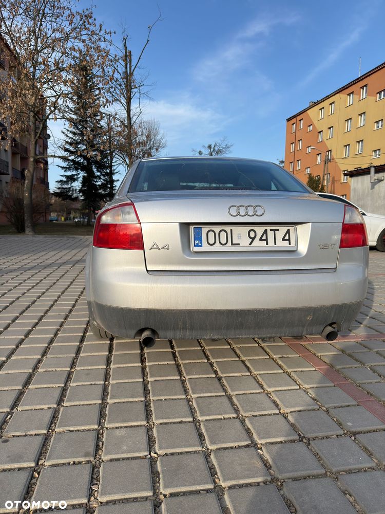 Audi A4 Limousine 1.8T - 4