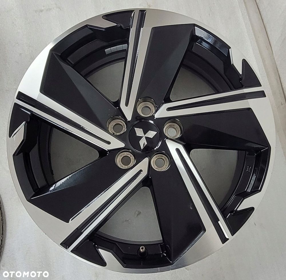 FELGI MITSUBISHI OUTLANDER ASX ECLIPSE CROSS 7x18 18 ET38 5x114,3 - 5