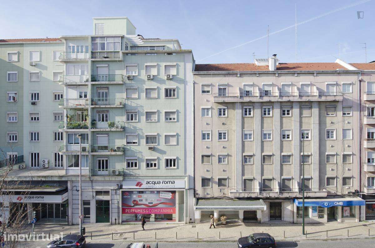 Quarto - localizado em Roma-Areeiro Lisbon - Grande imagem: 4/19