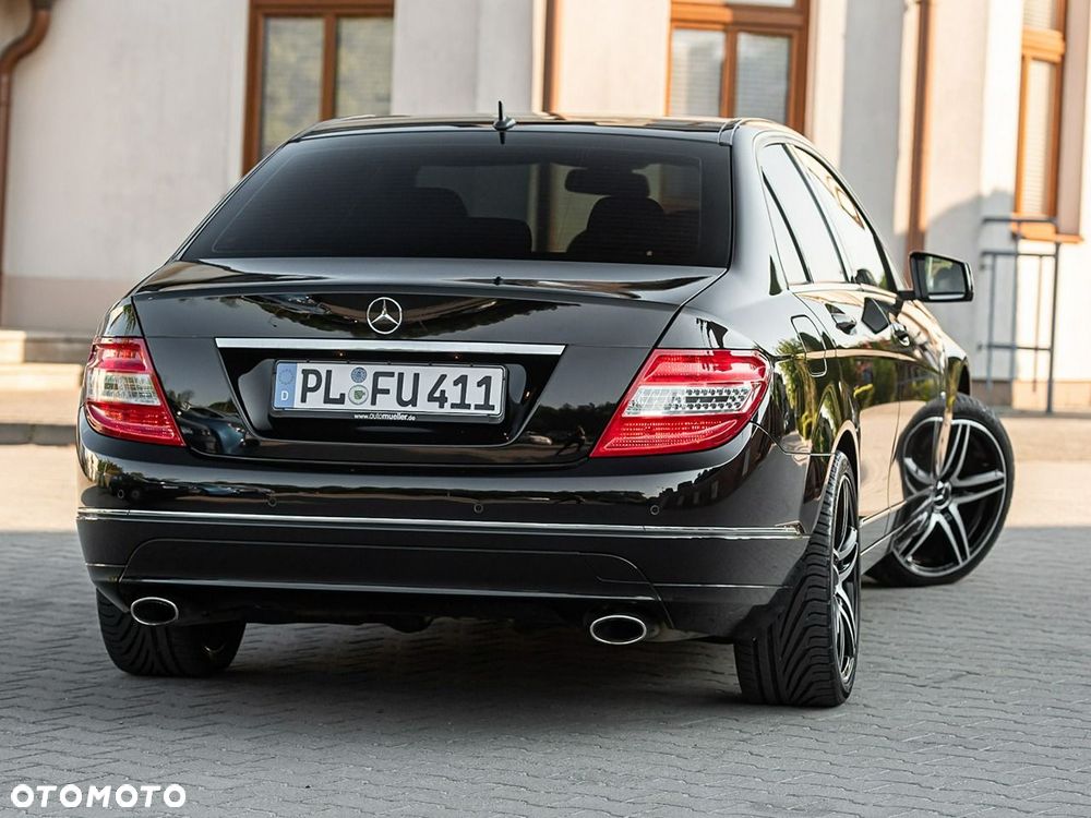Mercedes-Benz Klasa C 350 CDI DPF 7G-TRONIC BlueEFFICIENCY Avantgarde - 3