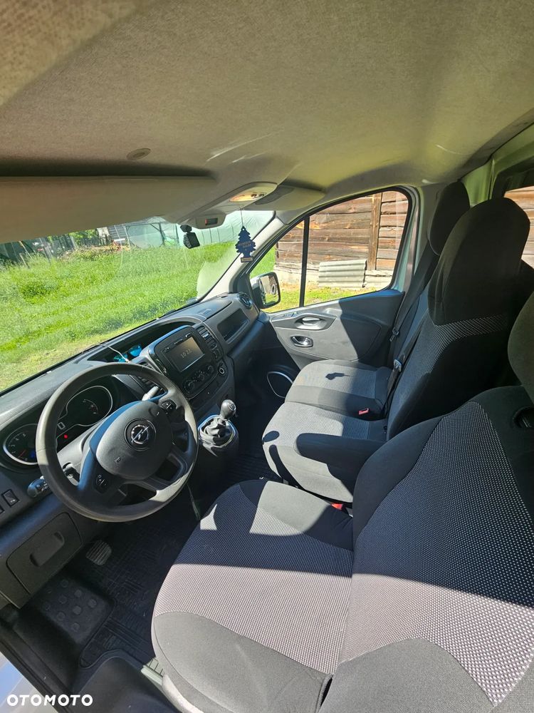 Opel Vivaro - 13