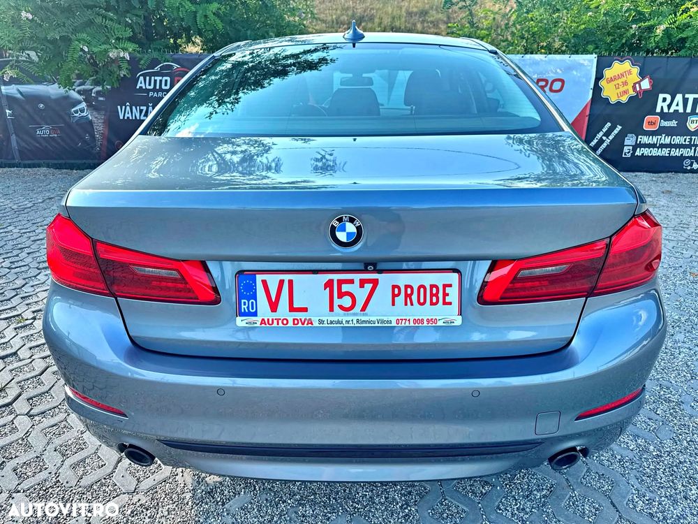 BMW Seria 5 530i Aut. Sport Line - 7