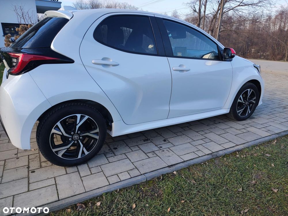 Toyota Yaris 1.5 Style - 22