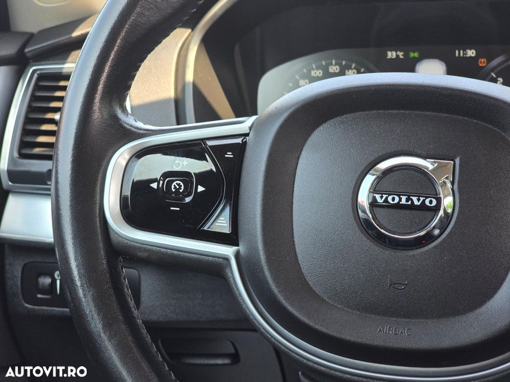 Volvo XC 90 - 12