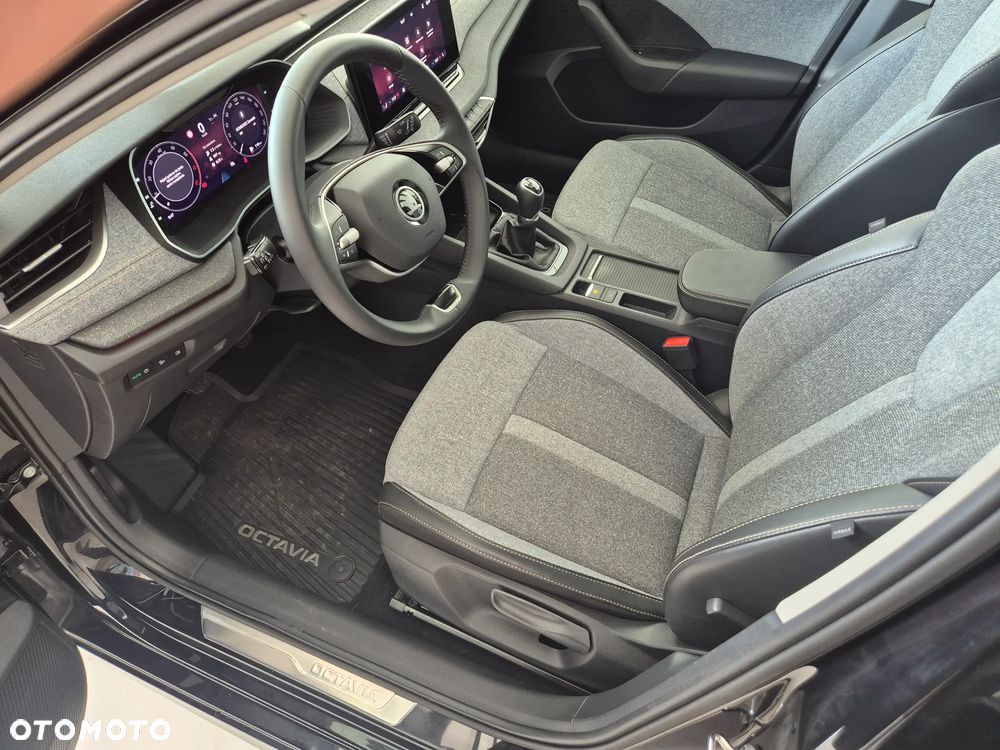 Skoda Octavia 1.5 TSI Selection - 12