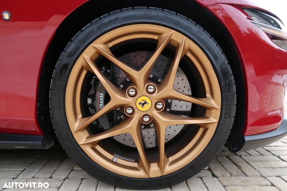 Ferrari Roma - 24