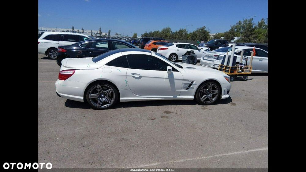 Mercedes-Benz SL 63 AMG - 6