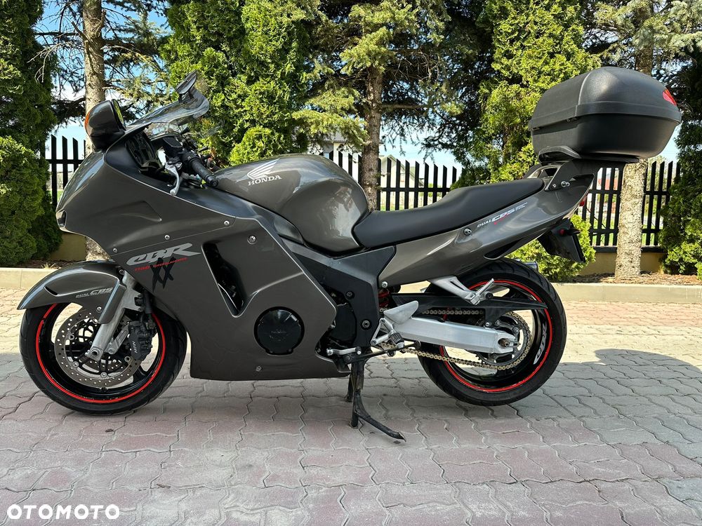 Honda CBR - 7