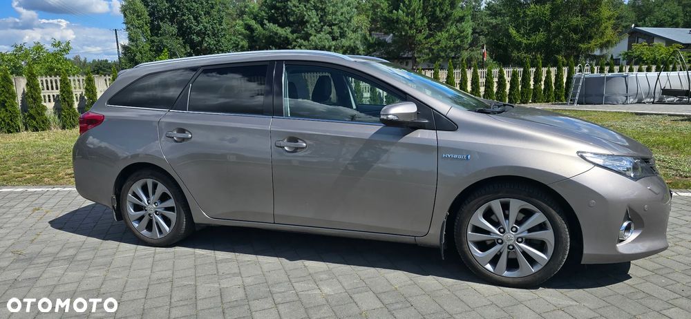 Toyota Auris 1.8 HSD Luna - 8