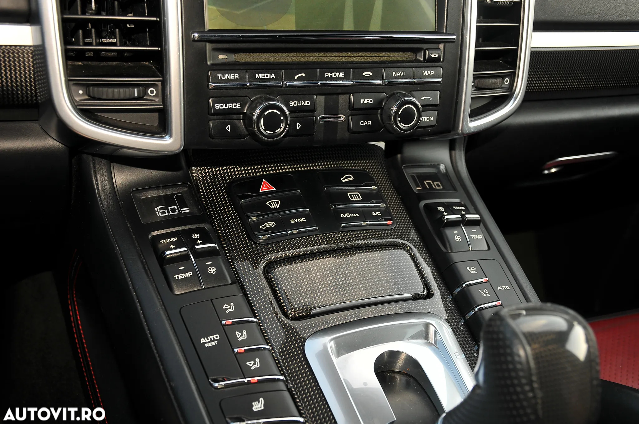 Porsche Cayenne S Diesel Platinum Edition - 18