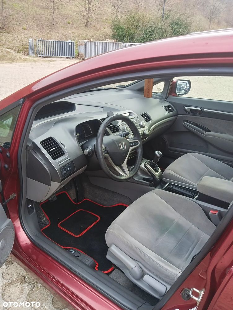 Honda Civic 1.8 Comfort - 10