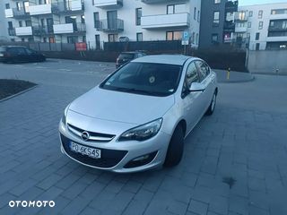 Opel Astra IV 1.4 T EU6