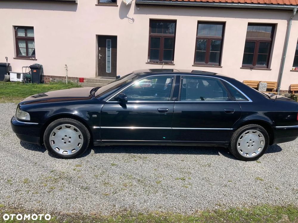 Audi S8 - 4