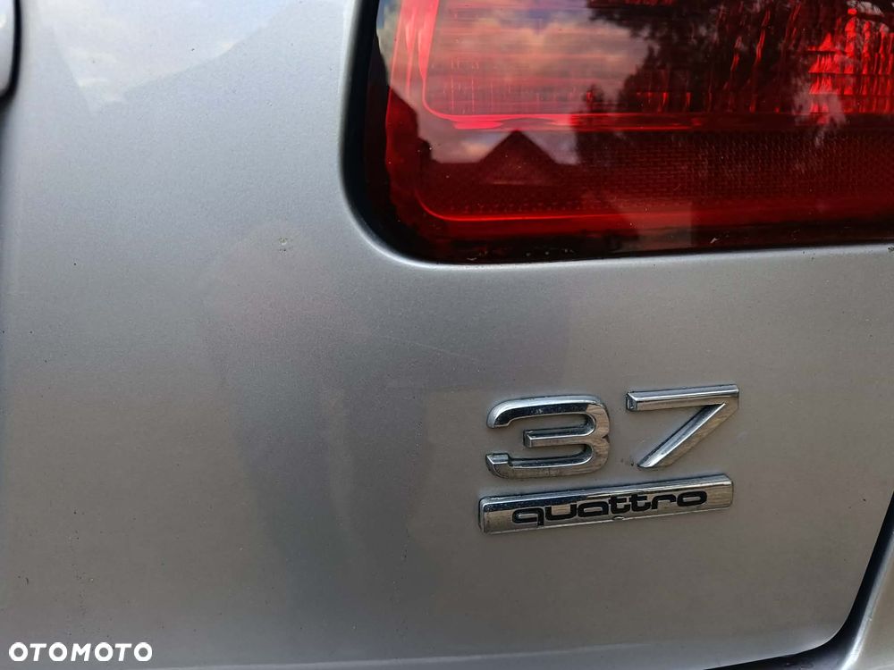 Audi A8 3.7 Quattro - 10