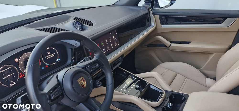 Porsche Cayenne E-Hybrid PHEV - 9