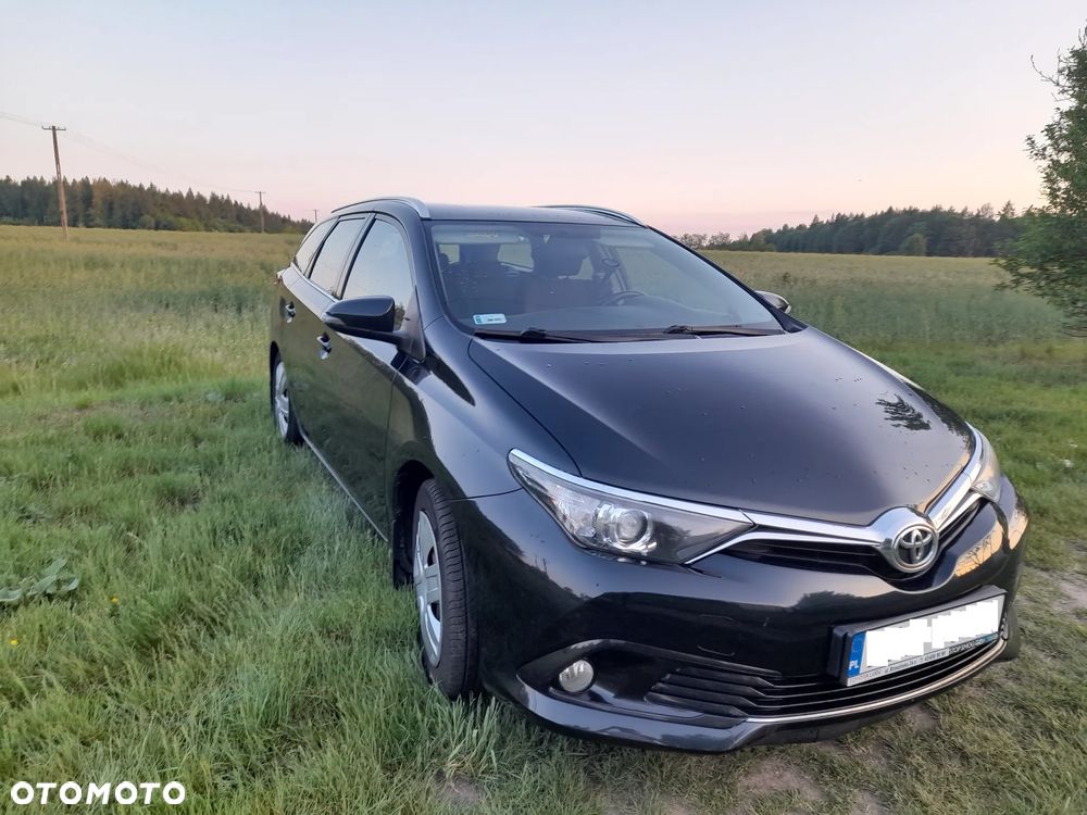 Toyota Auris 1.6 Premium MS - 1