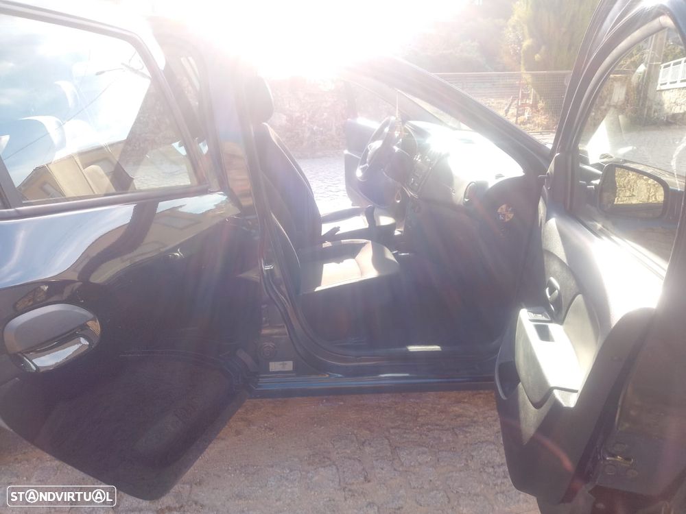 Dacia Sandero 1.0 TCe Essential - 4