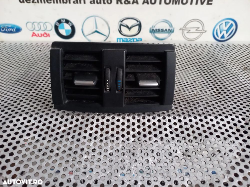 Grile Grila Ventilatie Spate Bmw Seria 3 F30 F31 Dezmembrez Motor N47D20D  - Dezmembrari Arad - 2