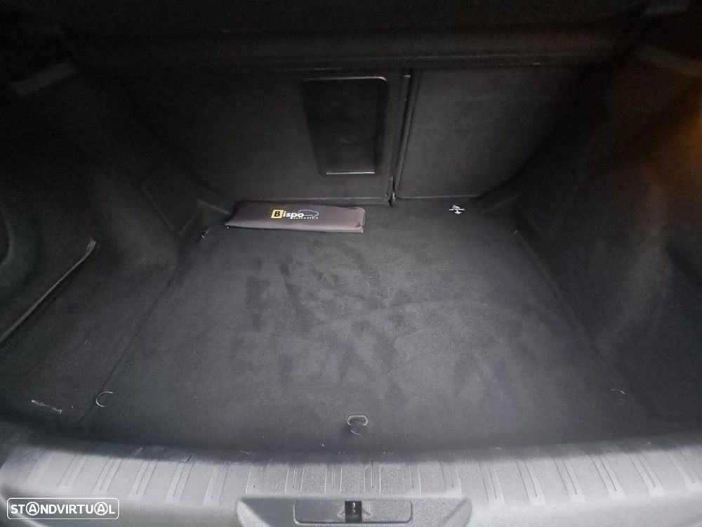 Peugeot 308 1.2 PureTech Allure J17 - 12