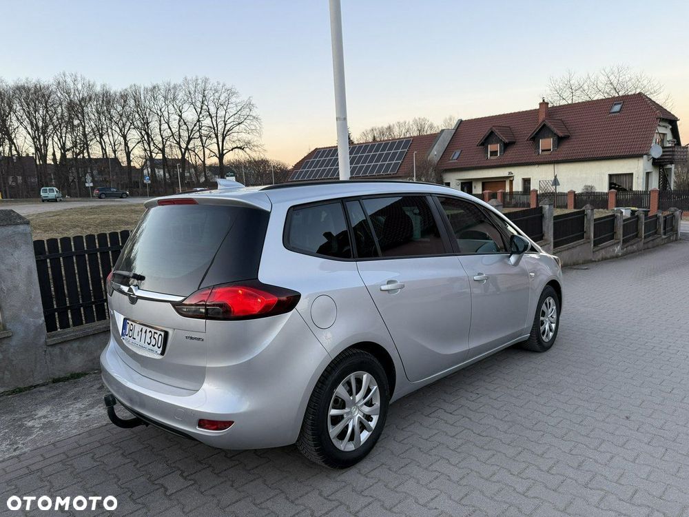 Opel Zafira - 4