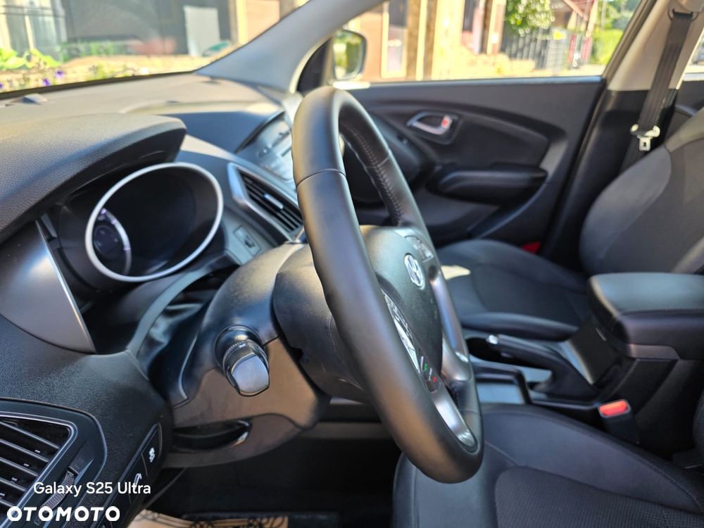 Hyundai ix35 1.7 CRDi 2WD Fifa World Cup Edition - 25