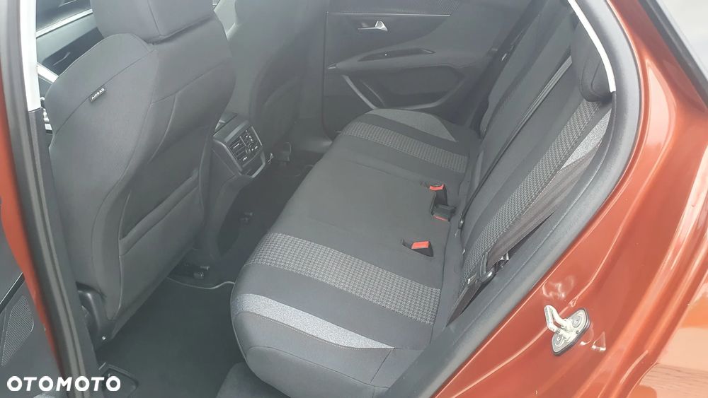Peugeot 3008 BlueHDi 130 Stop & Start EAT8 Allure Business-Paket - 9