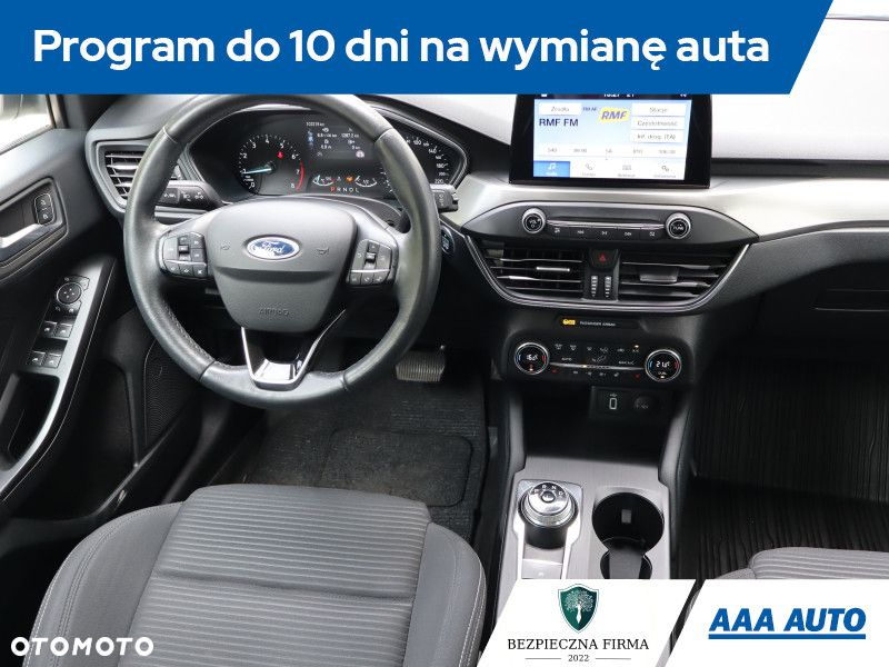 Ford Focus - 8