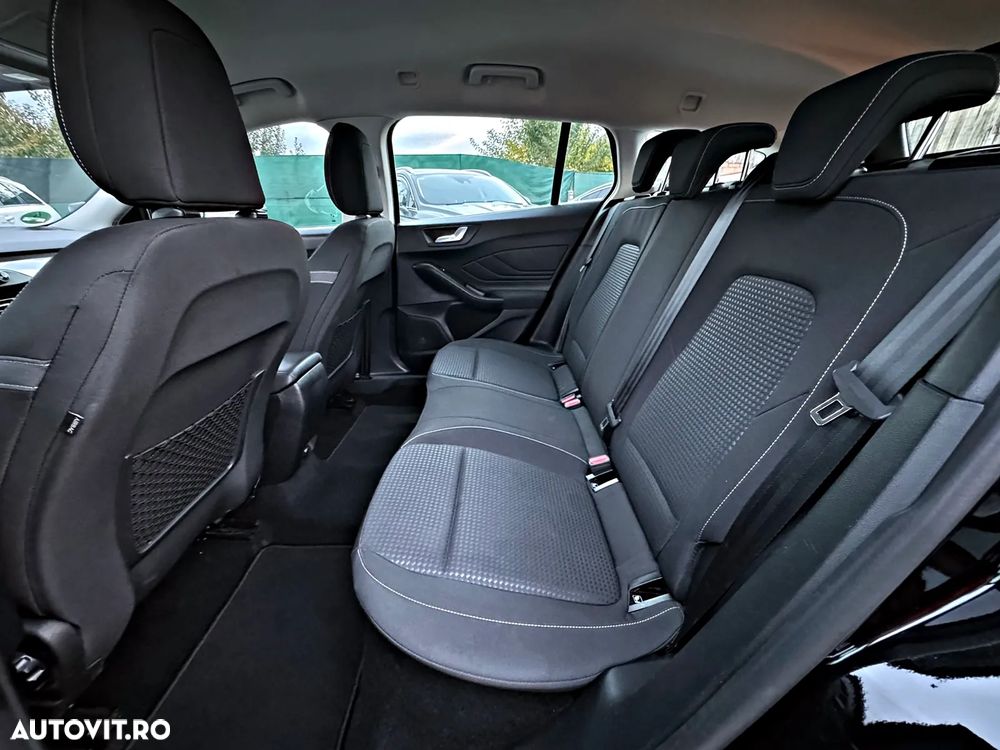 Ford Focus 1.5 EcoBlue Start-Stopp-System Aut. COOL&CONNECT - 6