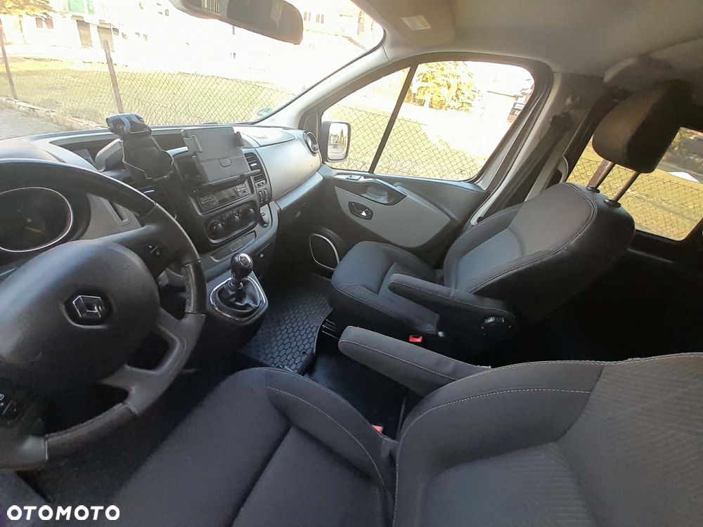Renault Trafic - 16