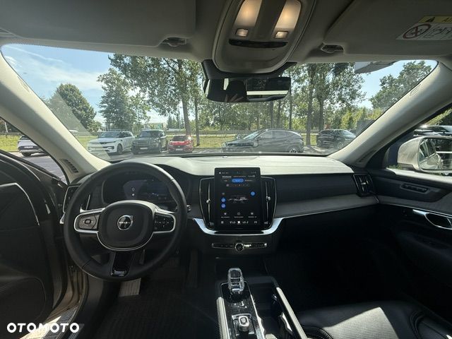 Volvo XC 90 B5 B AWD Plus Bright - 32