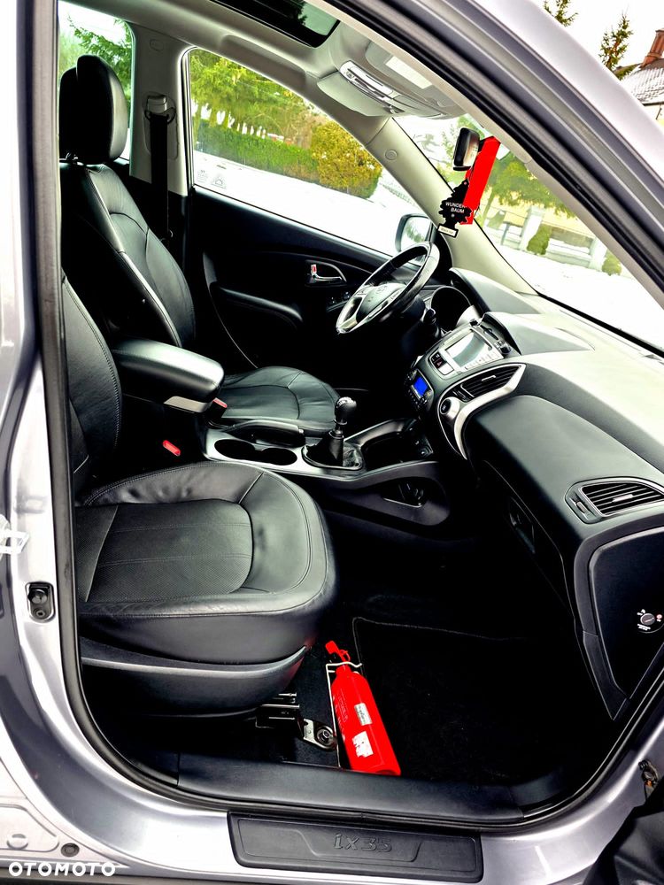 Hyundai ix35 1.7 CRDi 2WD blue Style - 15