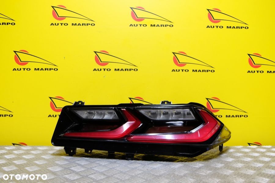 CHEVROLET CORVETTE C8 2019- LAMPA TYŁ PRAWA TYLNA LED USA - 2