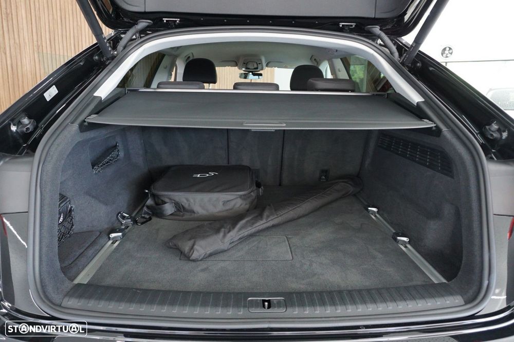 Audi Q8 55 TFSIe quattro Tiptronic competition plus - 35