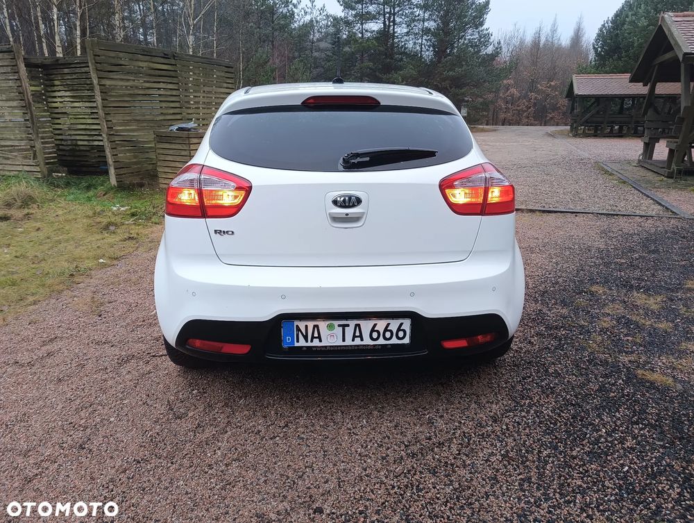Kia Rio 1.4 Spirit - 8