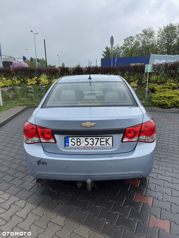 Chevrolet Cruze - 3