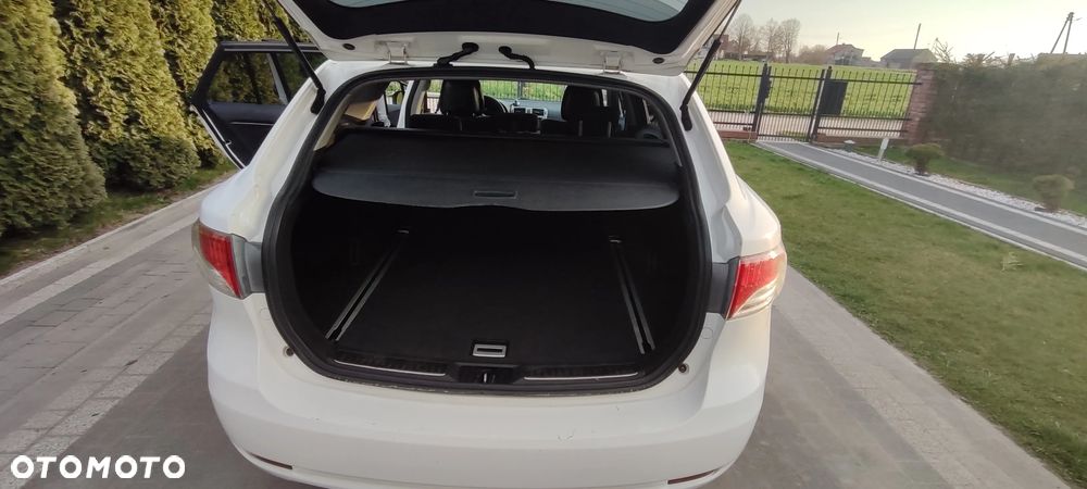 Toyota Avensis Touring Sports 1.8 Multidrive S Business Edition - 8