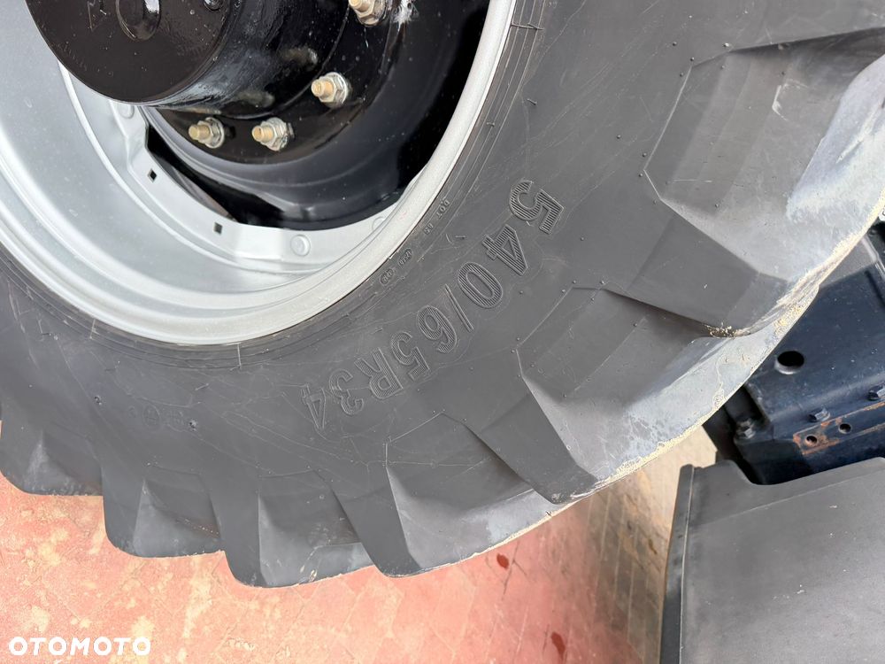 Case IH Magnum 225 - 13