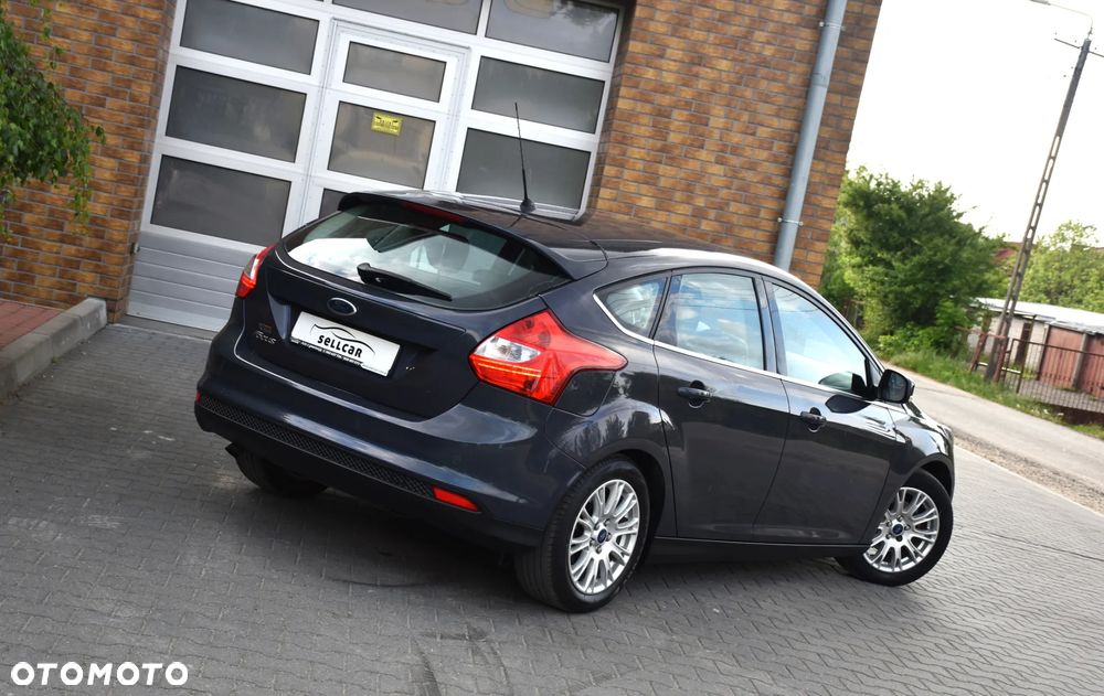 Ford Focus 1.6 TDCi DPF Titanium - 4