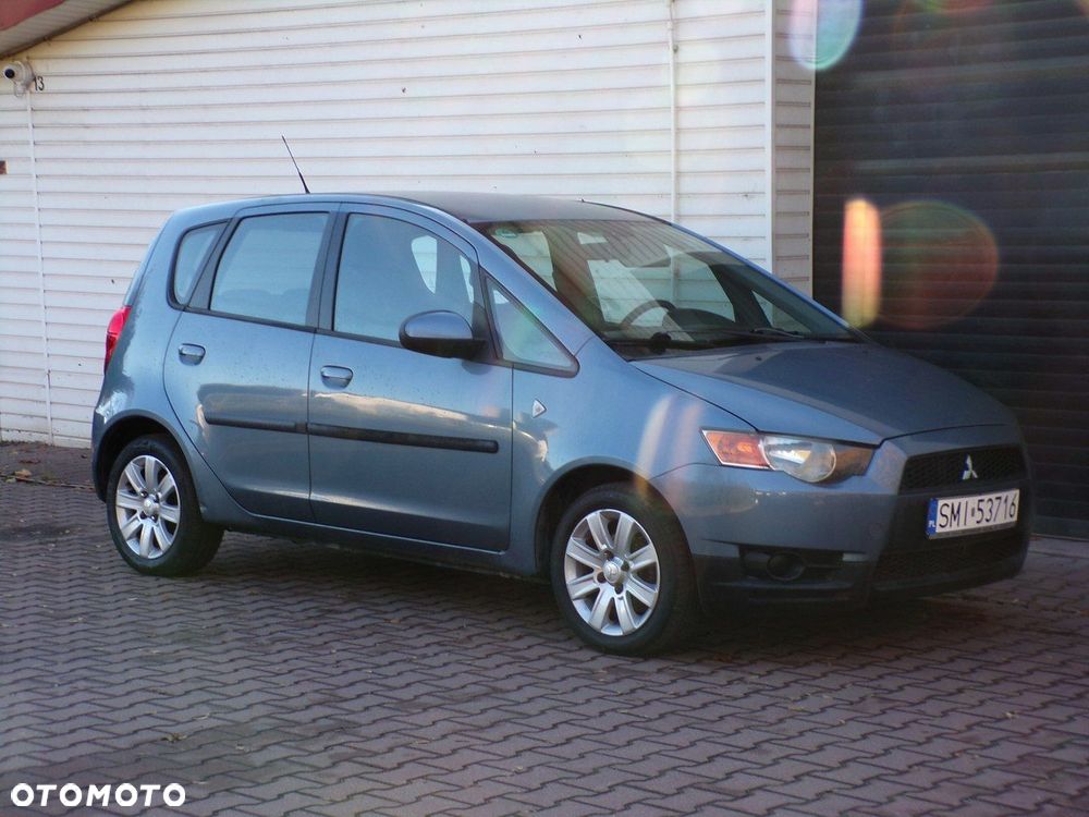 Mitsubishi Colt - 13