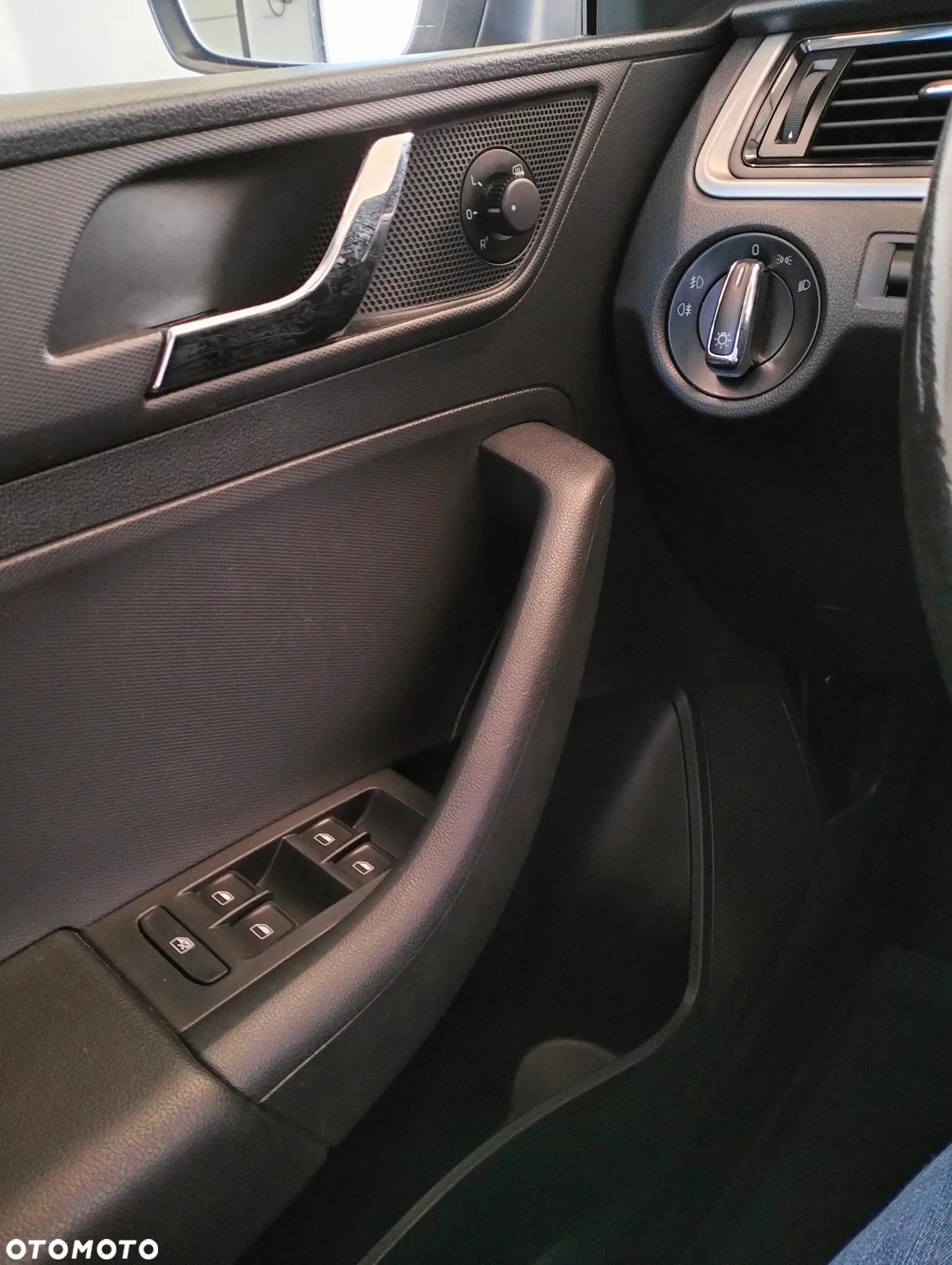 Skoda RAPID 1.6 TDI DPF Ambition - 13