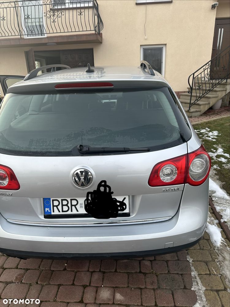 Volkswagen Passat - 3