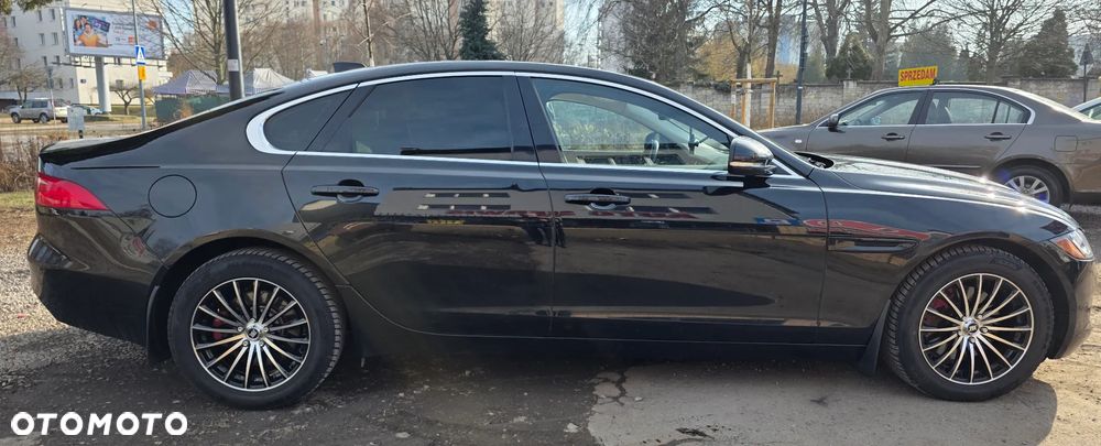 Jaguar XF 20d AWD Prestige - 8