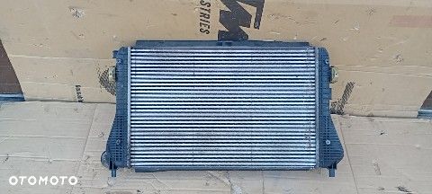 Intercooler chłodnica intercoolera VW Passat B6 2.0 TDI 3C0145805AE - 4