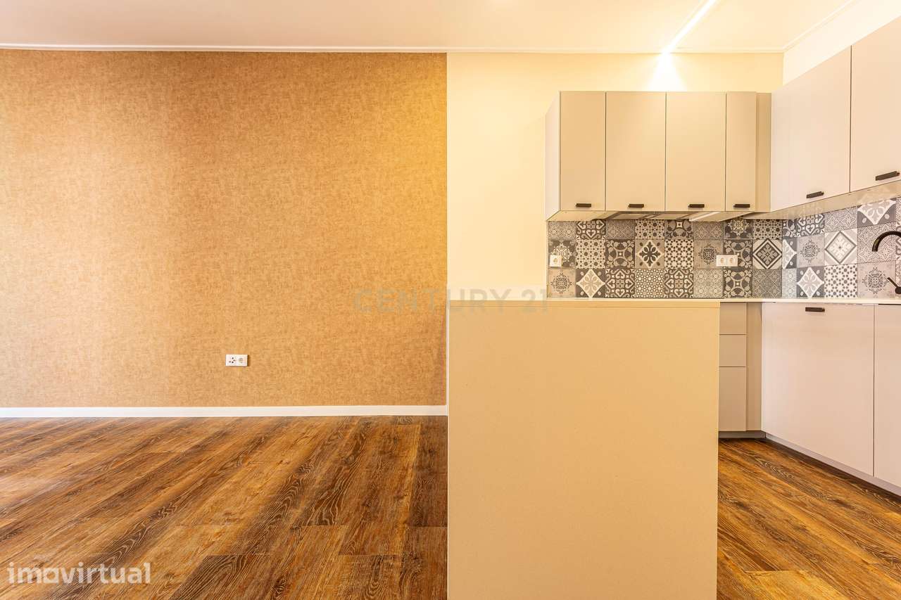 T1 Duplex de Luxo | A Estrear | Centro Histórico de Setúbal | Junto à - Grande imagem: 5/29