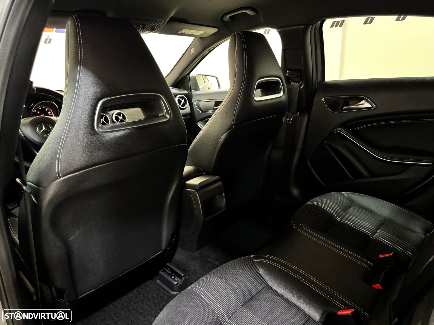 Mercedes-Benz A 180 d Urban - 48